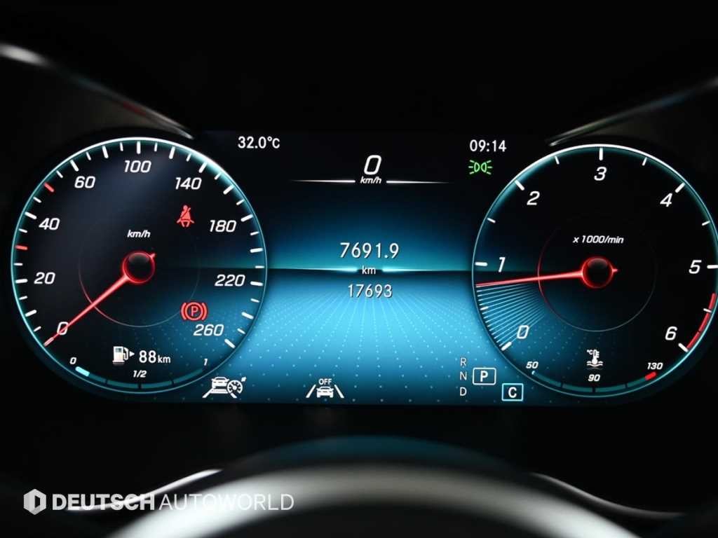 벤츠 C 클래스 C클래스 W205 C220 d 4MATIC 아방가르드 이미지 8