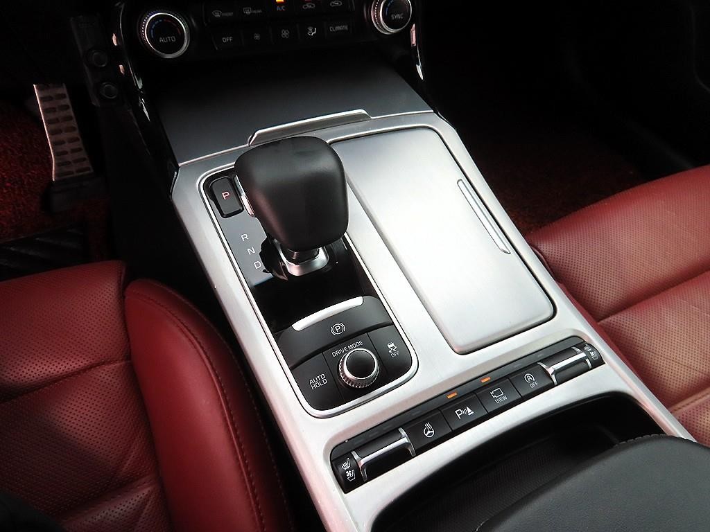 기아 스팅어 가솔린 3.3 터보 2WD GT 이미지 11