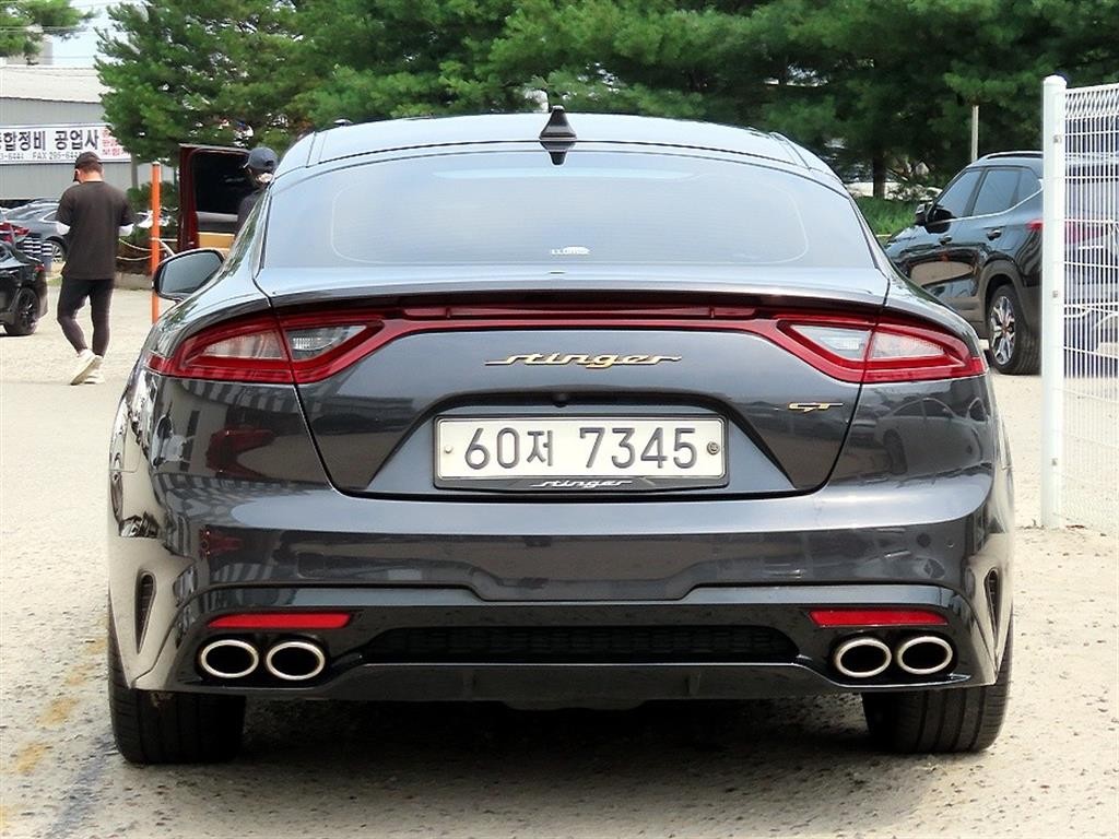 기아 스팅어 가솔린 3.3 터보 2WD GT 이미지 4