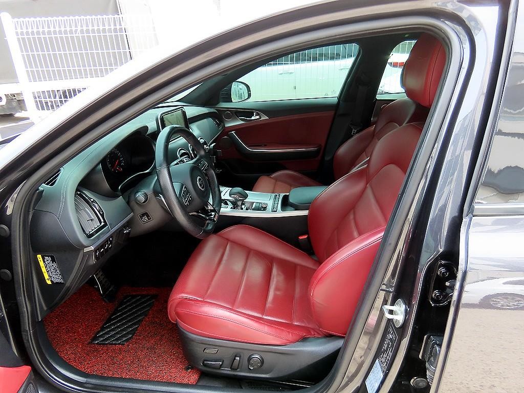기아 스팅어 가솔린 3.3 터보 2WD GT 이미지 5