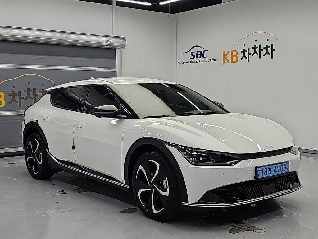 기아 EV6 롱레인지 AWD 어스 이미지 5