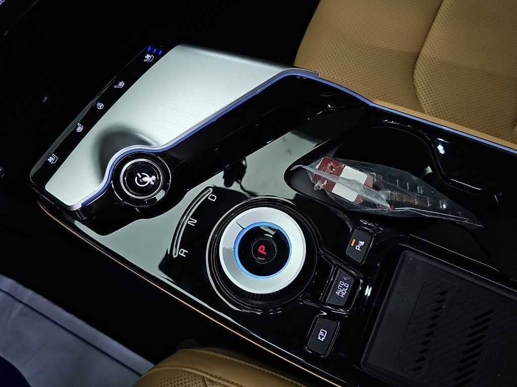 기아 EV6 롱레인지 AWD 어스 이미지 9