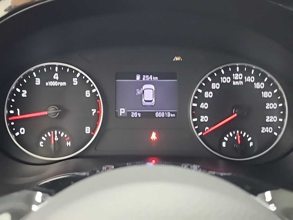 기아 셀토스 가솔린 1.6 터보 2WD 프레스티지 이미지 7