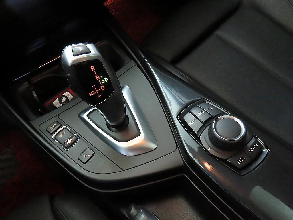 BMW 1시리즈 1시리즈 (F20) 118d 스포츠 이미지 12