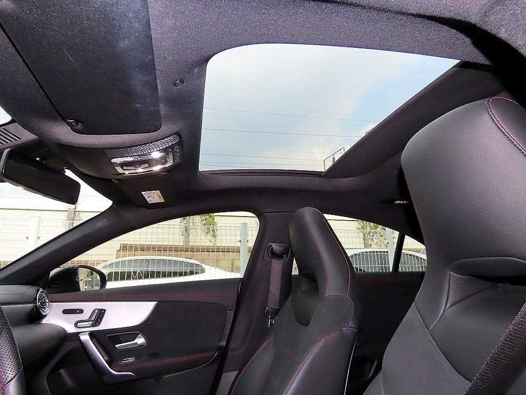 벤츠 CLA 클래스 CLA클래스 C118 CLA 250 4MATIC 이미지 17