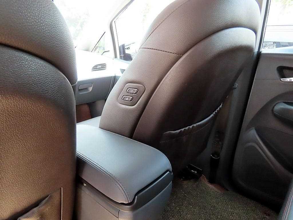 쉐보레 볼트 볼트EV EV 프리미어 이미지 16