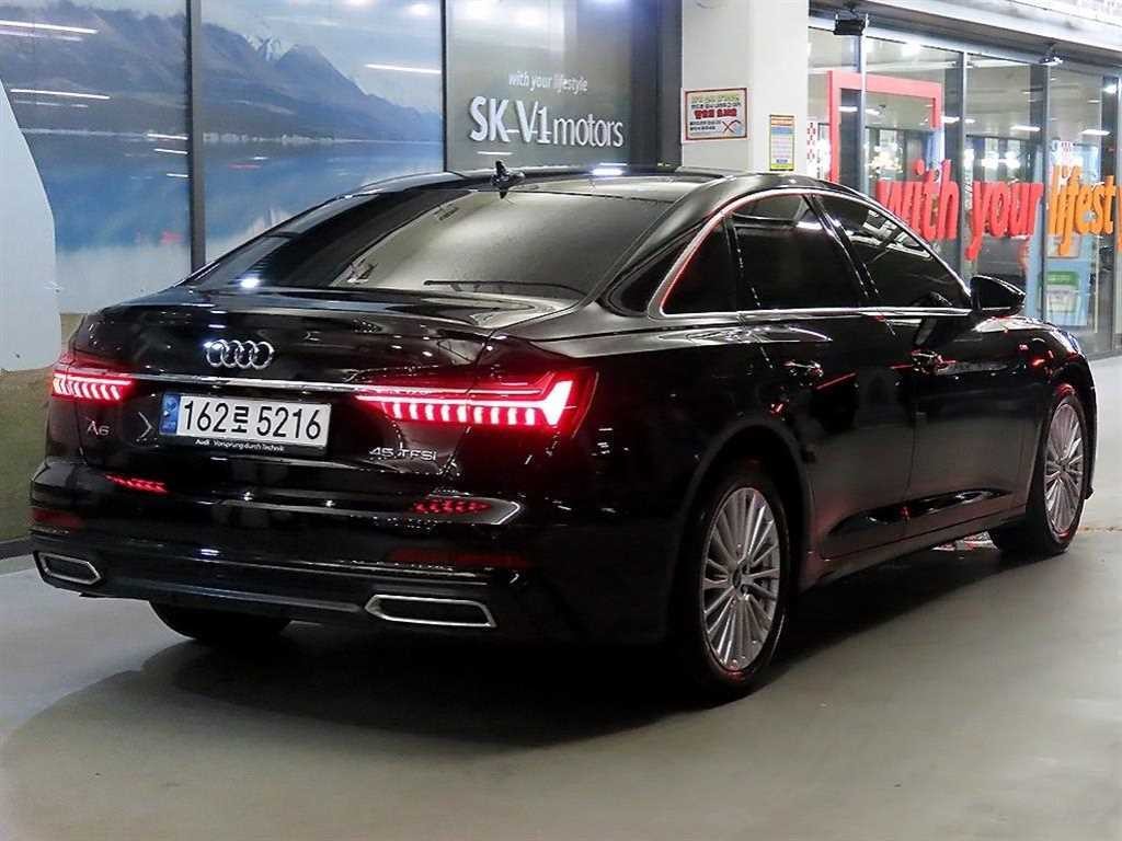 아우디 A6 A6 (C8) 45 TFSI 프리미엄 이미지 4