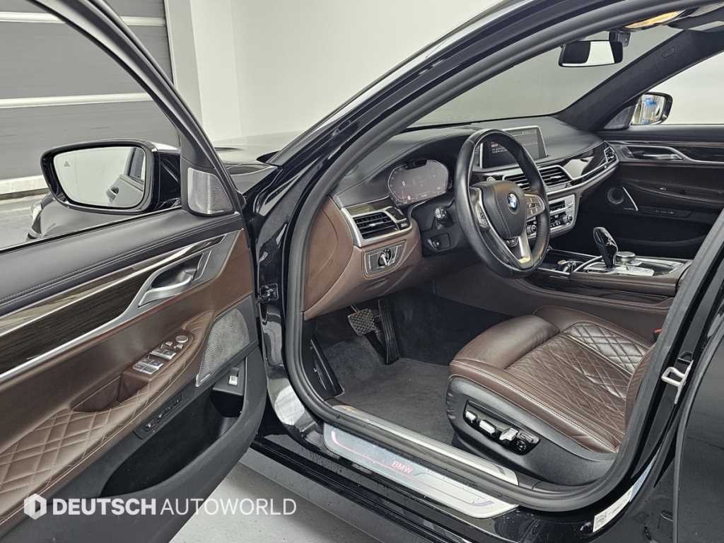 BMW 7시리즈 7시리즈 (G11) 740i 디자인 퓨어 엑설런스 이미지 11
