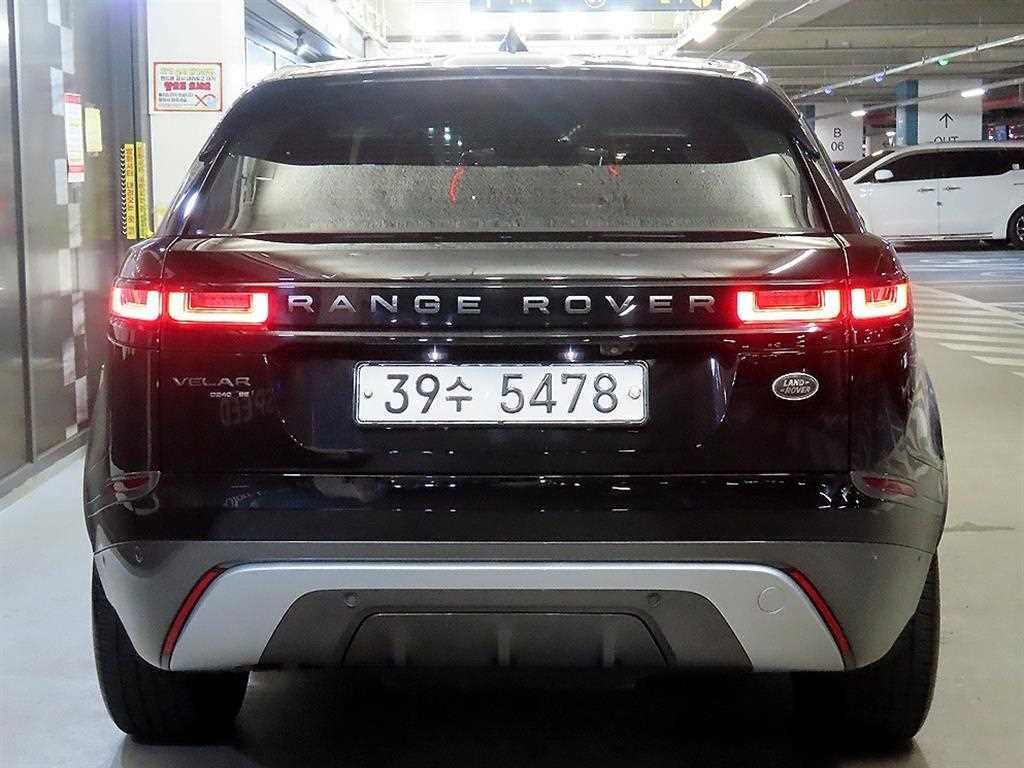 랜드로버 레인지로버 벨라 2.0 D240 R-다이나믹 SE 이미지 5