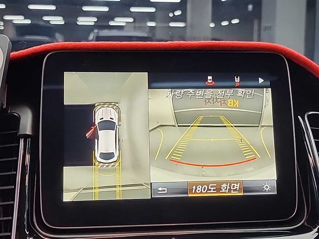 벤츠 GLE 클래스 GLE 클래스 W166 GLE 63 AMG S 4MATIC 쿠페 이미지 17