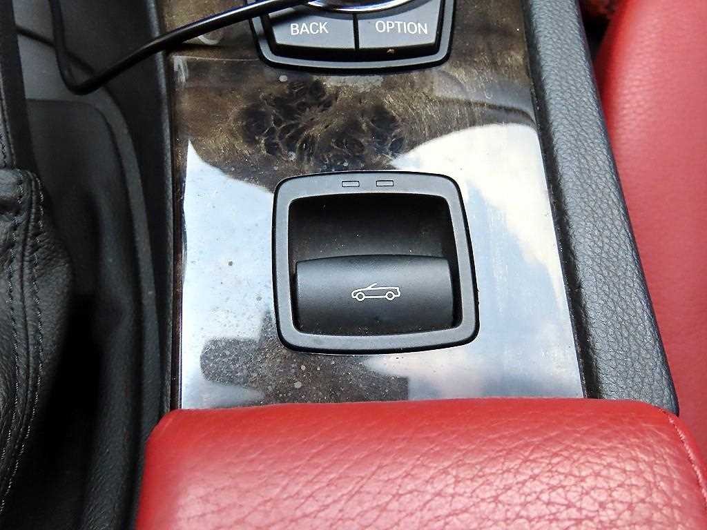 BMW 3시리즈 3시리즈 (E90) 328i 컨버터블 이미지 17