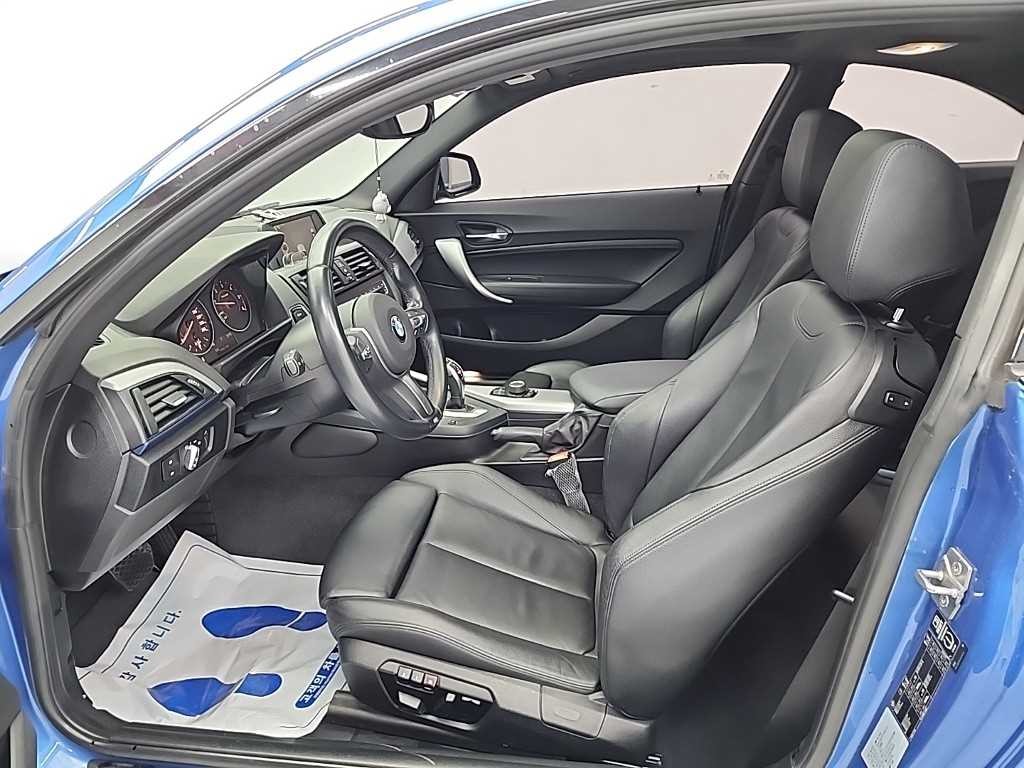 BMW 2시리즈 2시리즈 (F22) 220d 쿠페 M 스포츠 이미지 11