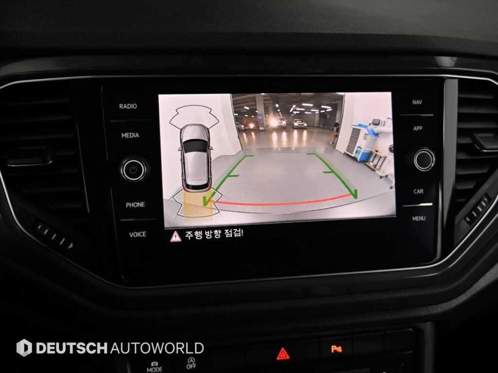 폭스바겐 티록 2.0 TDI 프레스티지 이미지 15