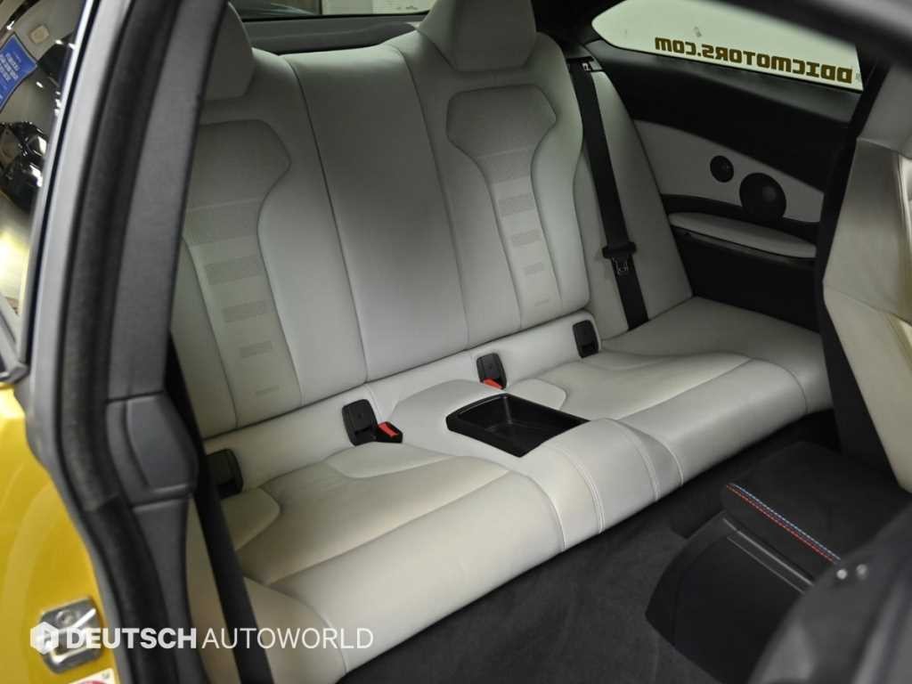 BMW 4시리즈 M4 (F82) 쿠페 이미지 12