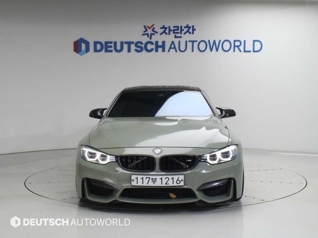 BMW 4시리즈 M4 (F82) 쿠페 이미지 3