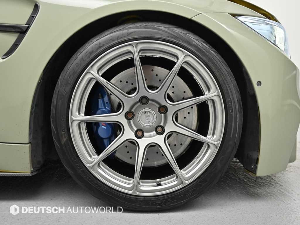 BMW 4시리즈 M4 (F82) 쿠페 이미지 5