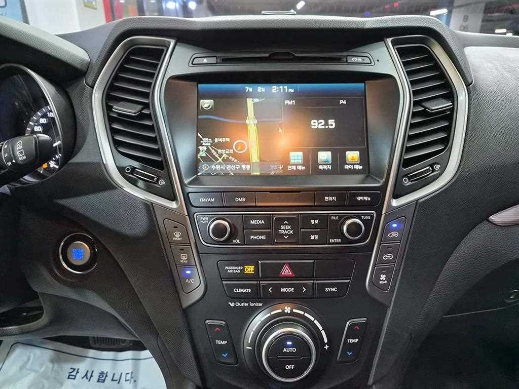 현대 맥스크루즈 더뉴맥스크루즈 E-VGT R2.2 2WD 익스클루시브 이미지 14