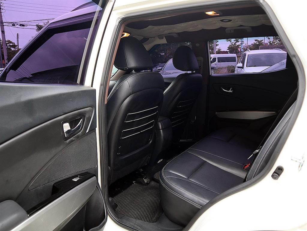 KG모빌리티(쌍용) 티볼리 가솔린 2WD 1.6 VX 이미지 7