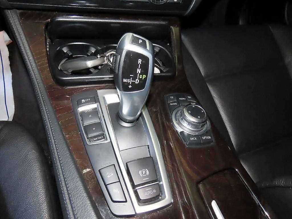 BMW 5시리즈 5시리즈 (F10) 525d xDrive 이미지 12