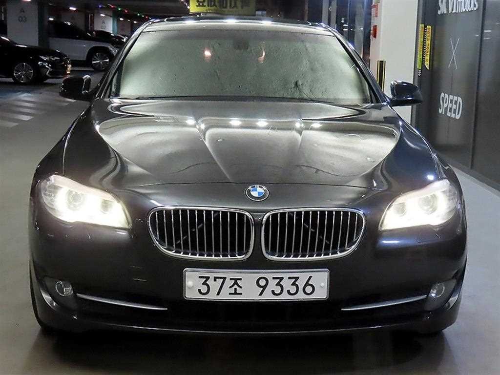 BMW 5시리즈 5시리즈 (F10) 525d xDrive 이미지 2