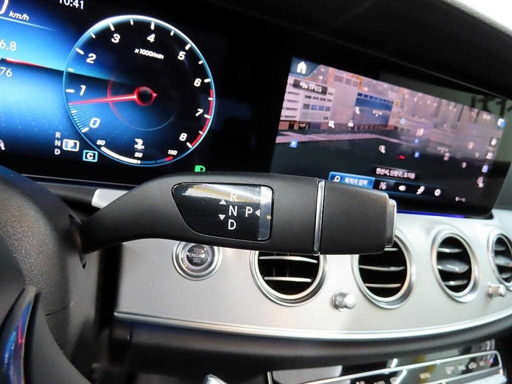 벤츠 E 클래스 E-클래스 W213 E250 아방가르드 이미지 10