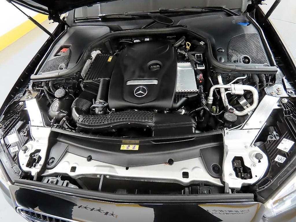 벤츠 E 클래스 E-클래스 W213 E250 아방가르드 이미지 19