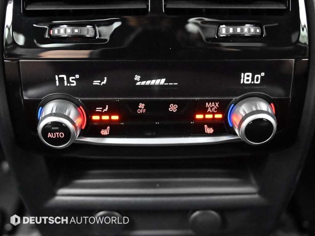BMW 5시리즈 5시리즈 (G30) 530i xDrive M 스포츠 플러스 이미지 16