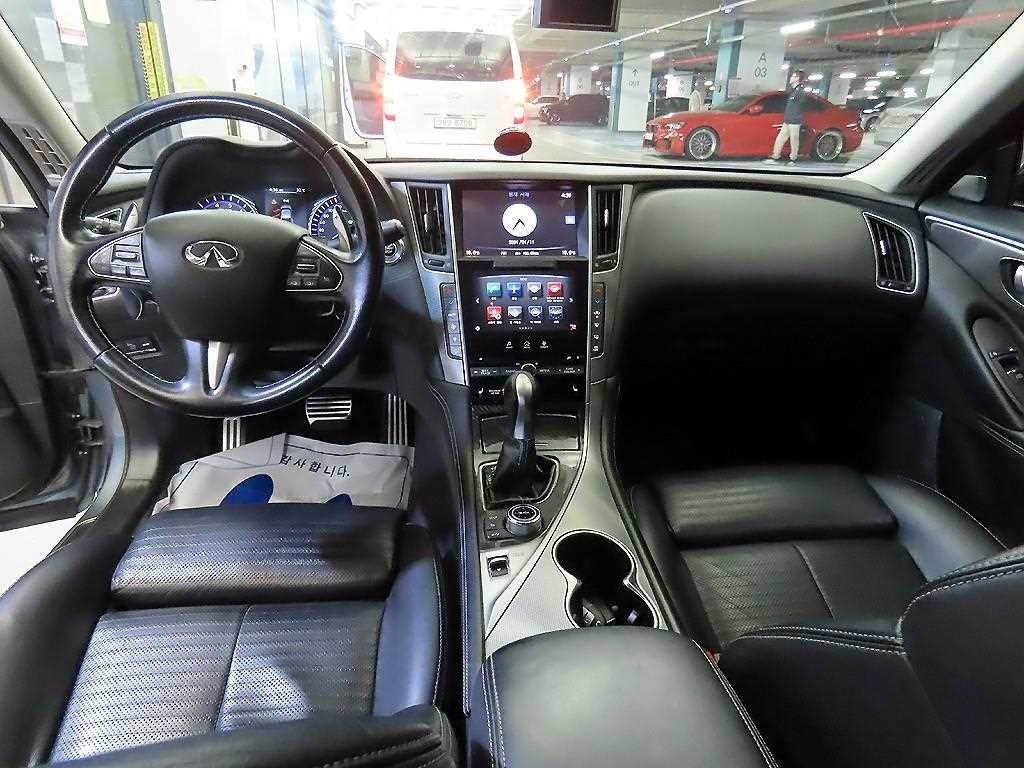 인피니티 Q Q50 3.5 하이브리드 에센스 이미지 10