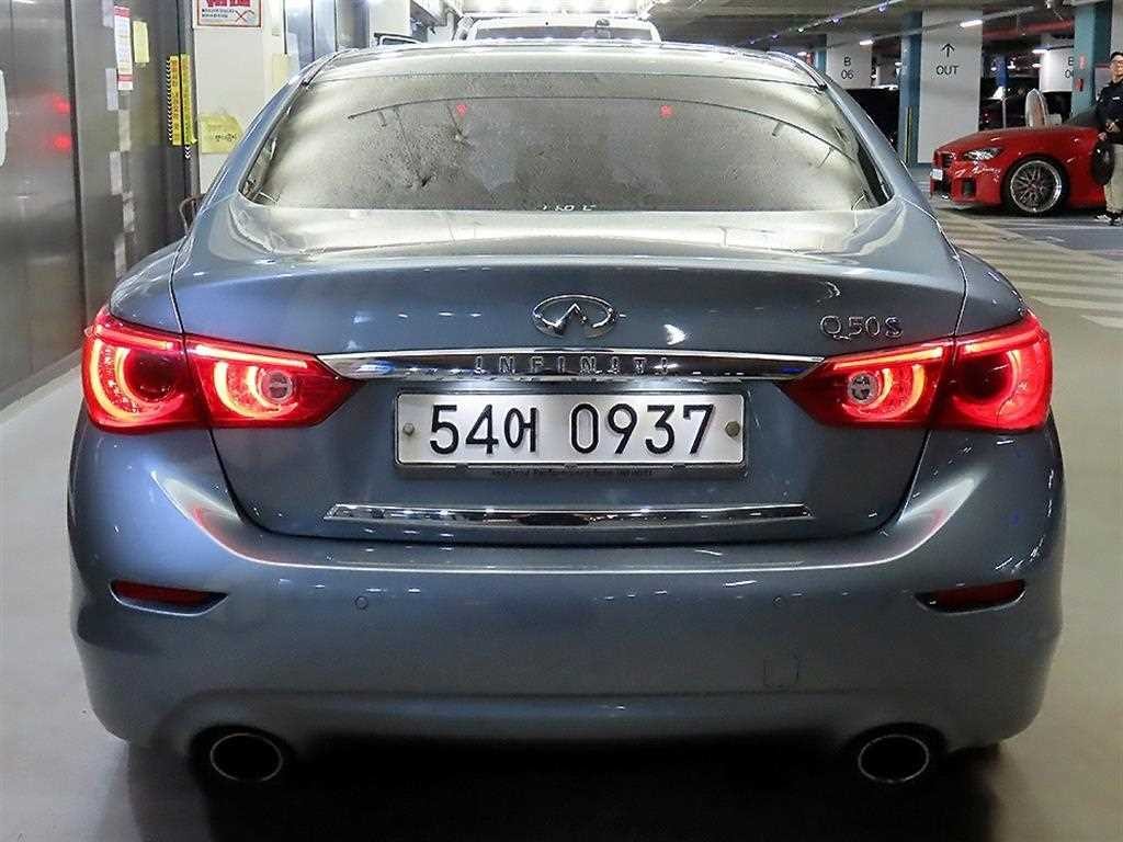 인피니티 Q Q50 3.5 하이브리드 에센스 이미지 5