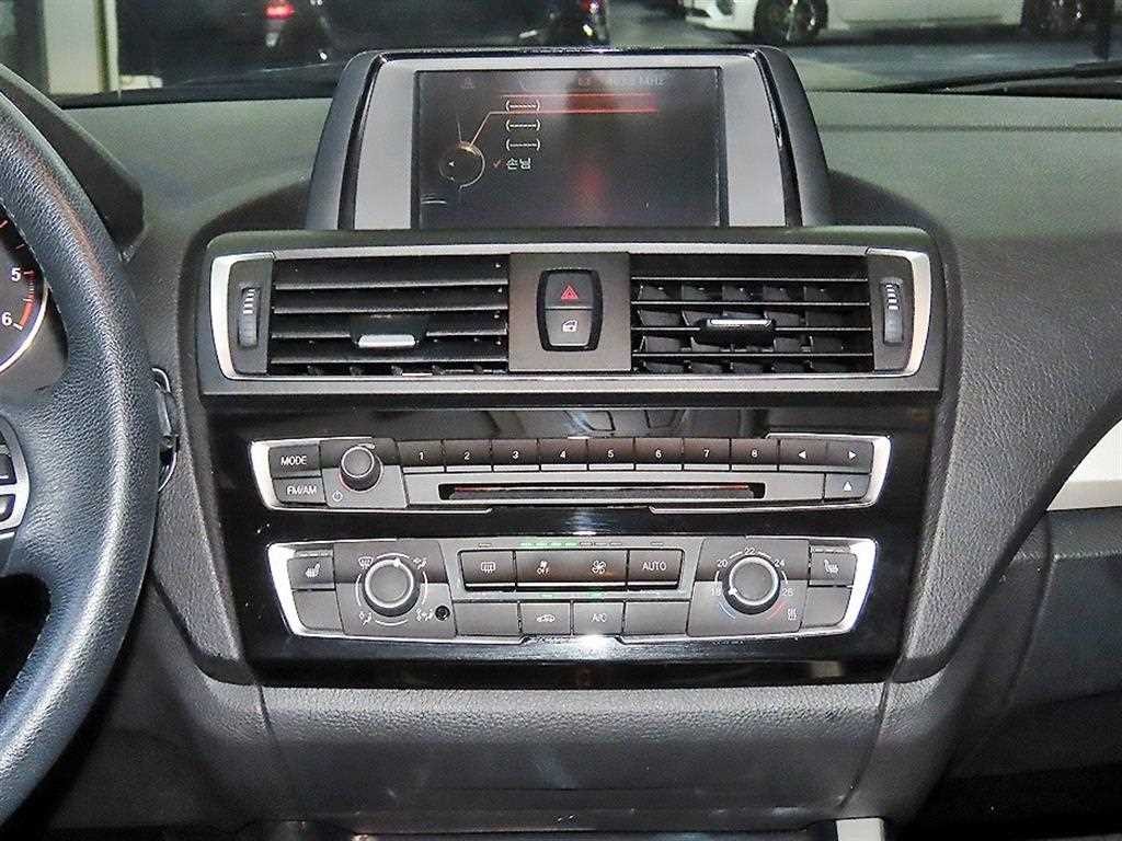 BMW 1시리즈 1시리즈 (F20) 118d 스포츠 이미지 11