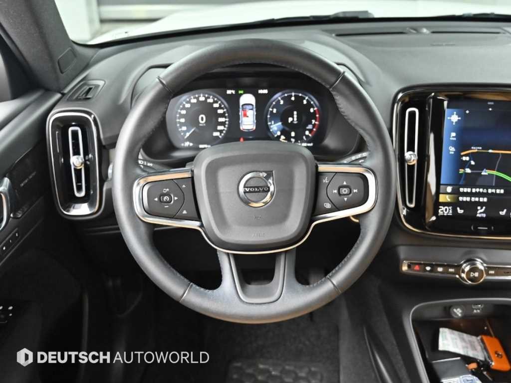 볼보 XC40 B4 AWD 인스크립션 이미지 13