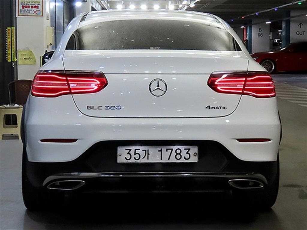 벤츠 GLC 클래스 GLC클래스 X253 GLC 300 4MATIC AMG LINE 이미지 5