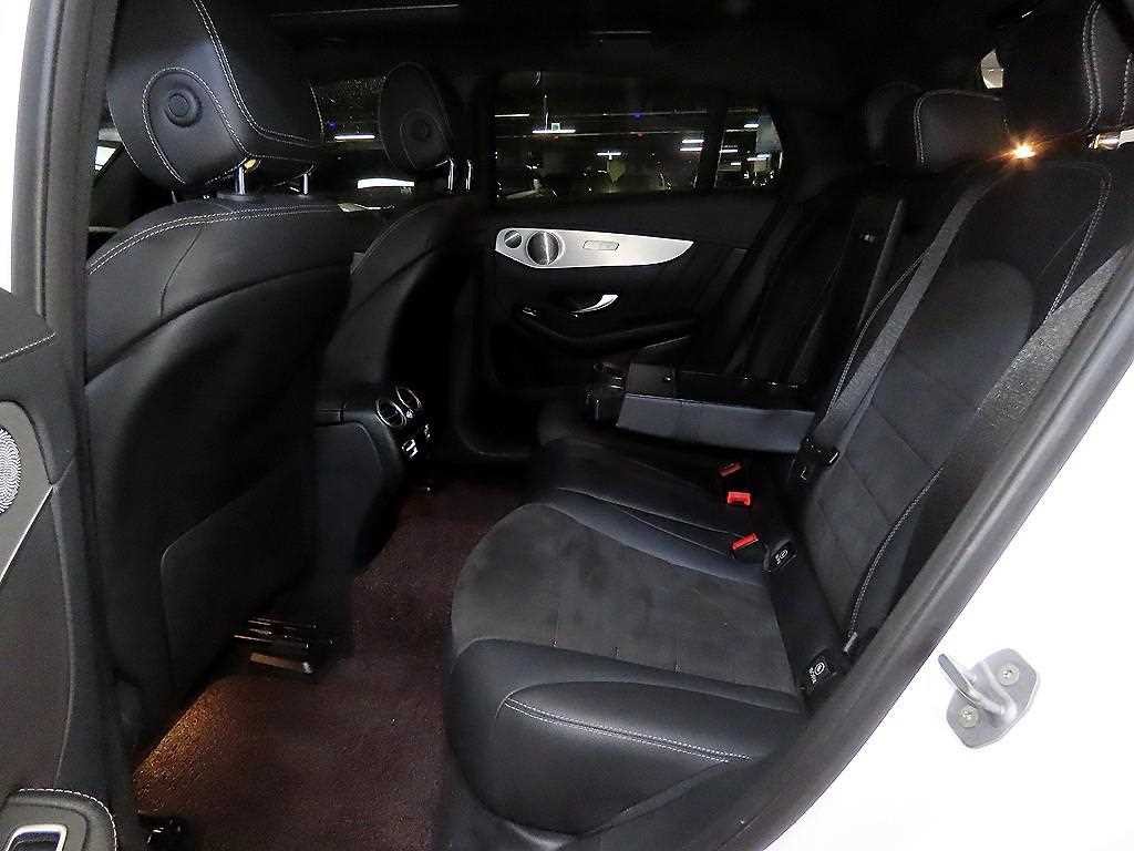 벤츠 GLC 클래스 GLC클래스 X253 GLC 300 4MATIC AMG LINE 이미지 7