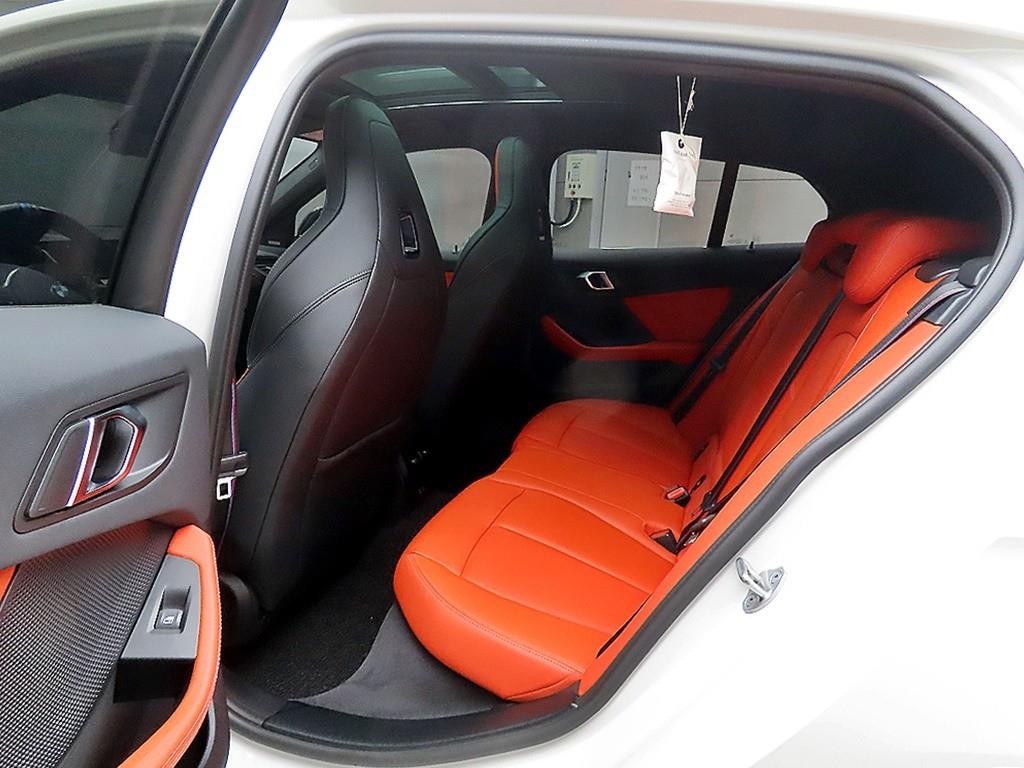 BMW 1시리즈 1시리즈 (F40) M135i xDrive 이미지 6