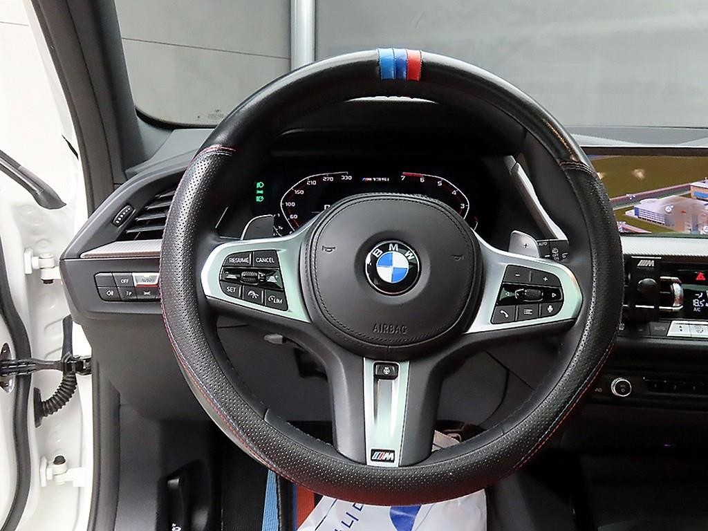 BMW 1시리즈 1시리즈 (F40) M135i xDrive 이미지 9
