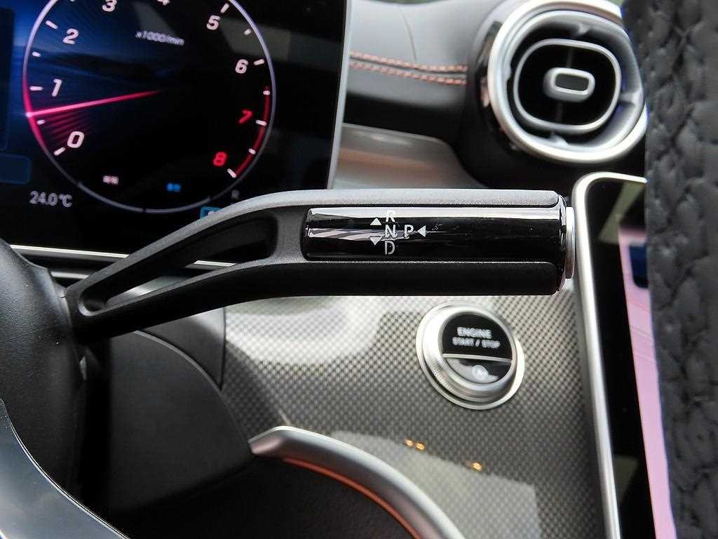 벤츠 C 클래스 C클래스 W206 C200 아방가르드 이미지 10