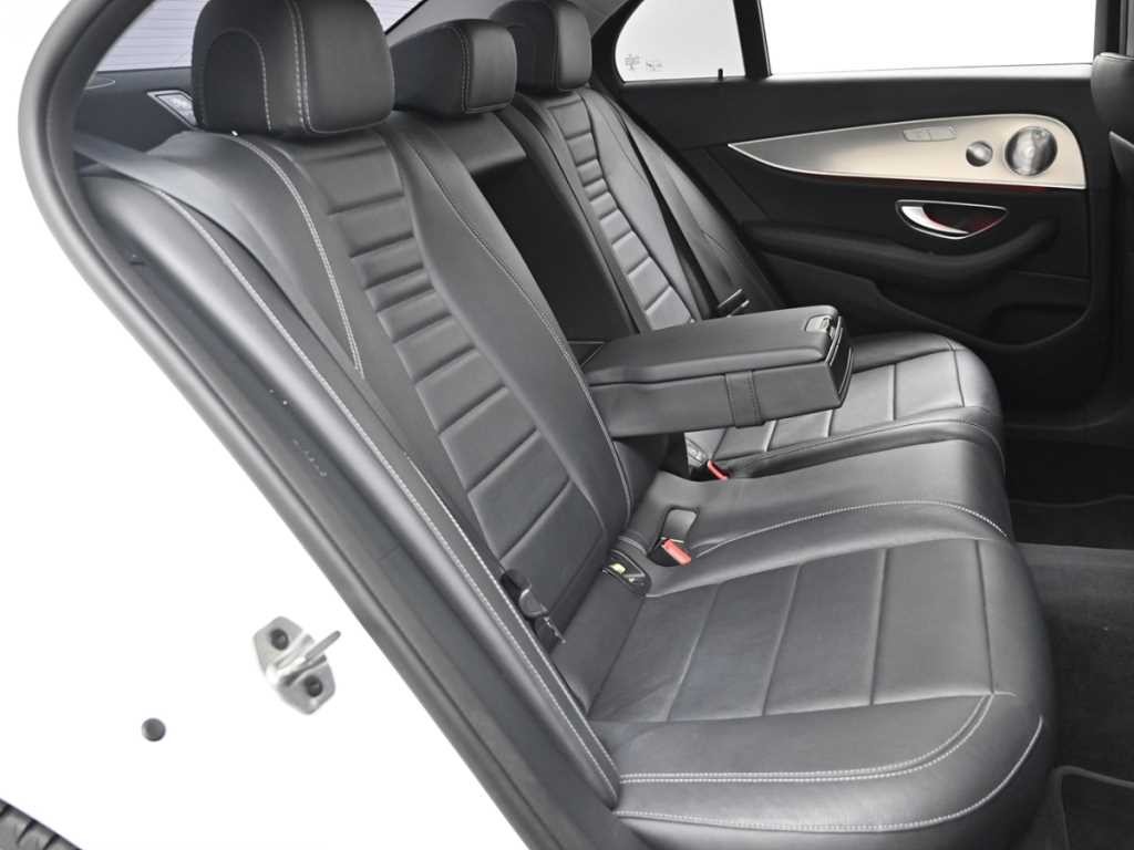 벤츠 E 클래스 E-클래스 W213 E300 AMG LINE 이미지 12