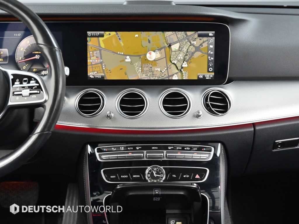 벤츠 E 클래스 E-클래스 W213 E300 AMG LINE 이미지 14