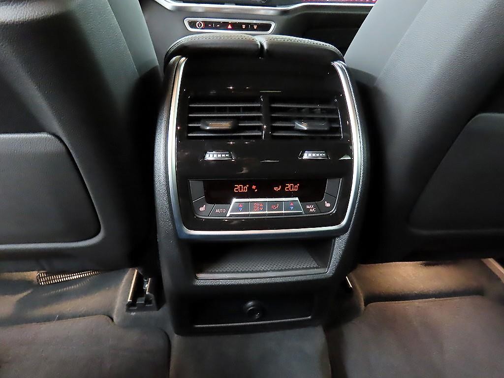 BMW X6 X6 (G06) xDrive 40i M 스포츠 이미지 12