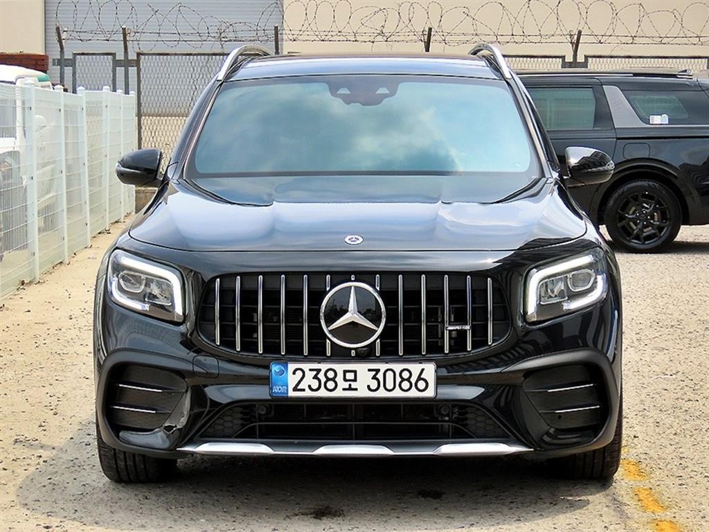 벤츠 GLB 클래스 GLB클래스 X247 AMG GLB 35 4MATIC 이미지 1
