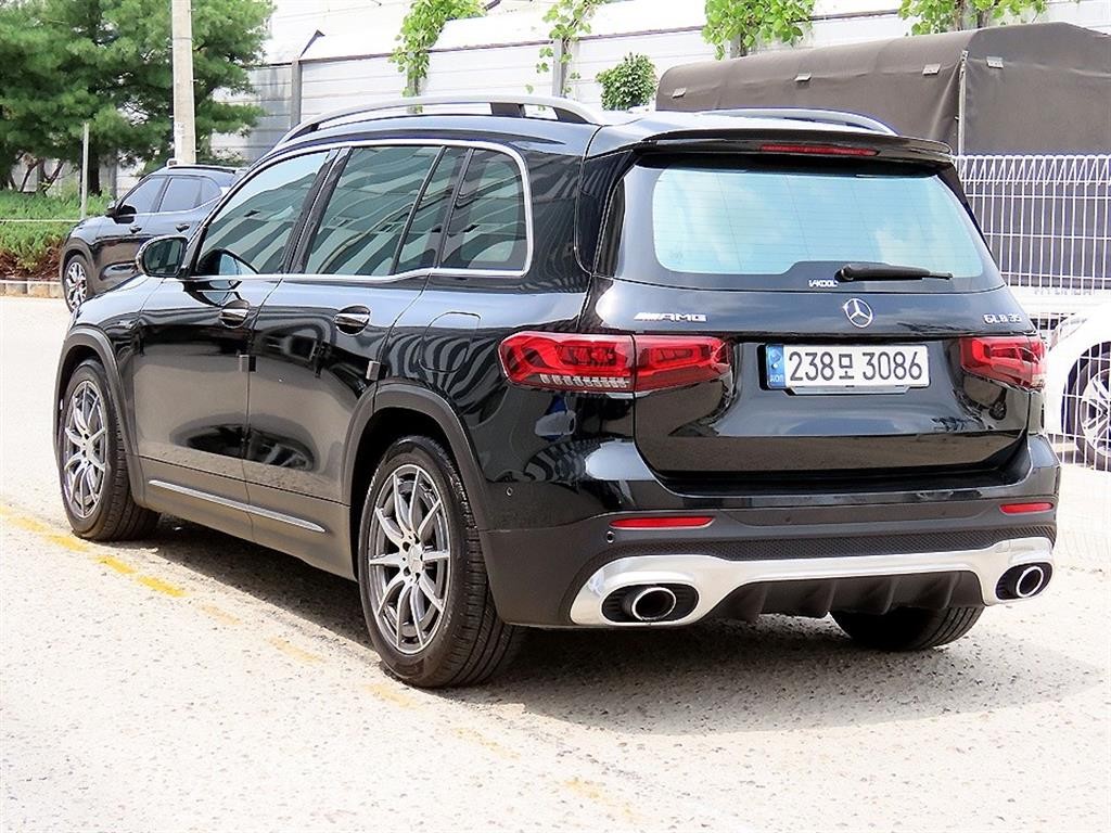 벤츠 GLB 클래스 GLB클래스 X247 AMG GLB 35 4MATIC 이미지 3