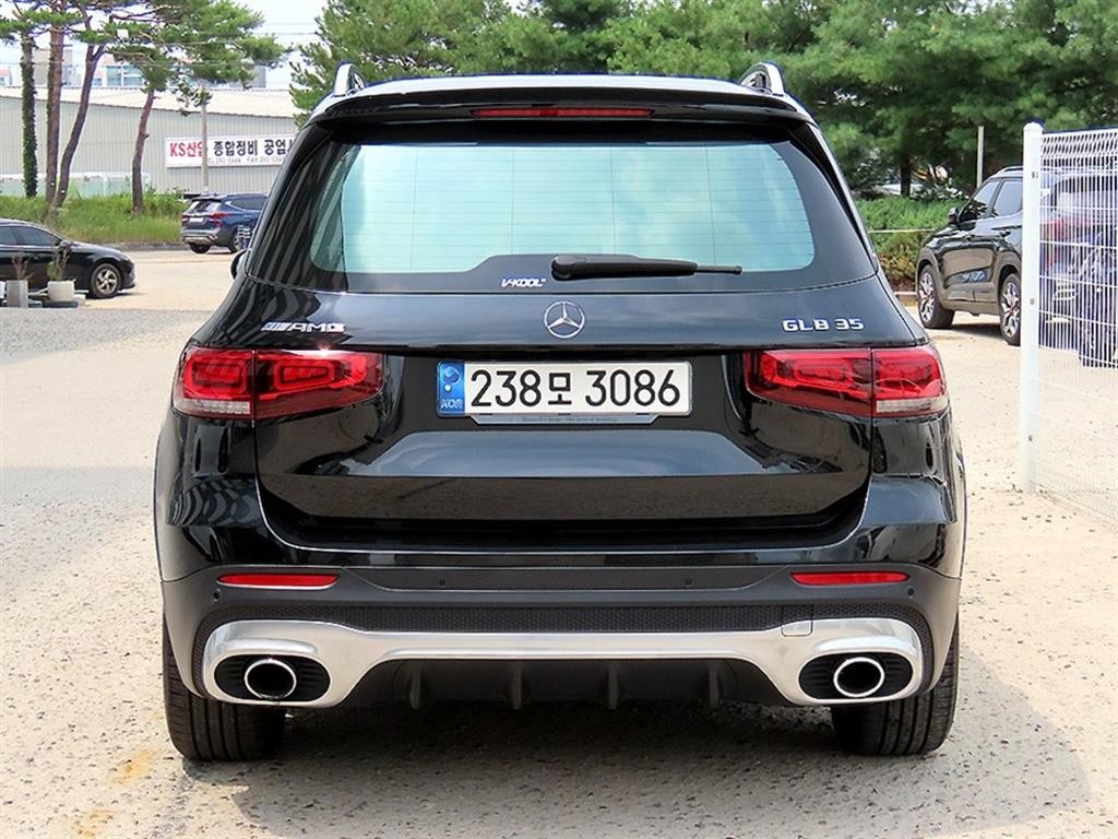 벤츠 GLB 클래스 GLB클래스 X247 AMG GLB 35 4MATIC 이미지 4