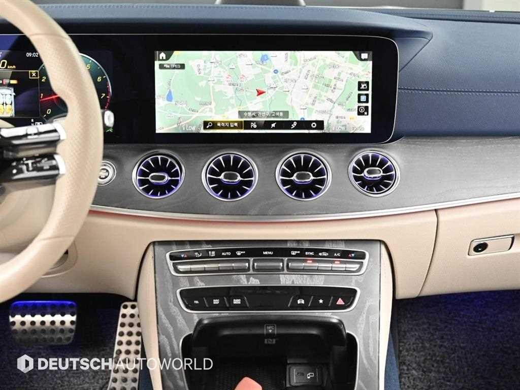 벤츠 E 클래스 E-클래스 W213 E450 4MATIC 쿠페 이미지 14