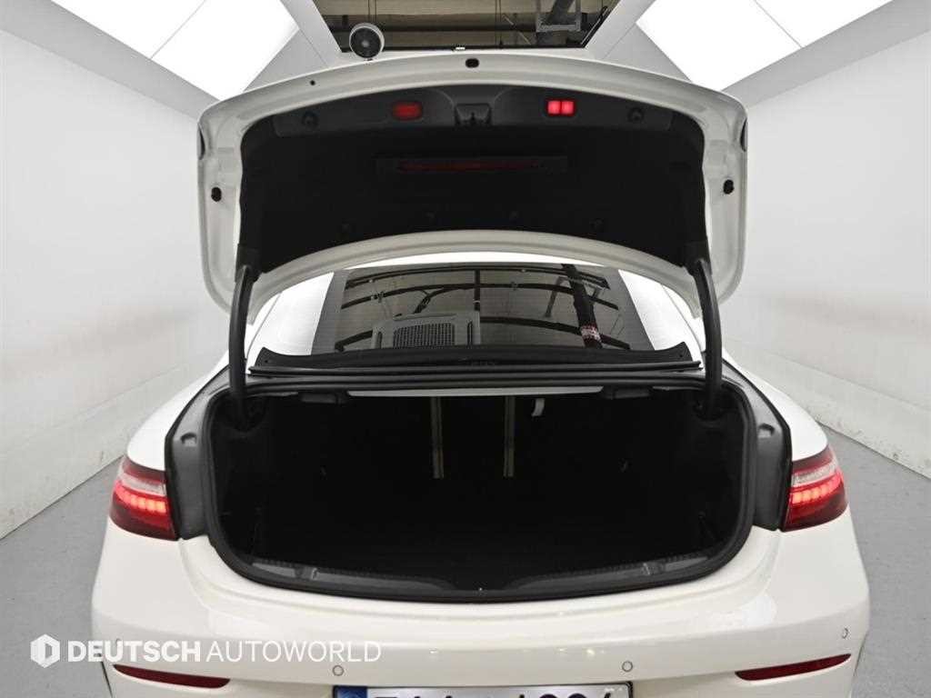 벤츠 E 클래스 E-클래스 W213 E450 4MATIC 쿠페 이미지 19