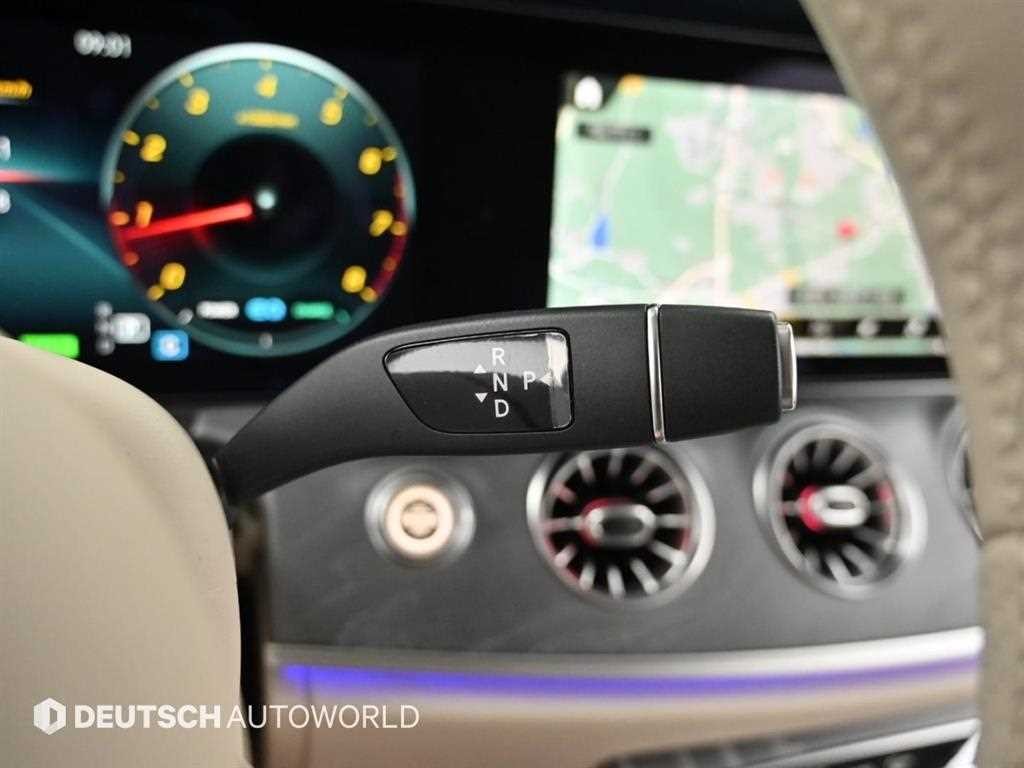 벤츠 E 클래스 E-클래스 W213 E450 4MATIC 쿠페 이미지 9