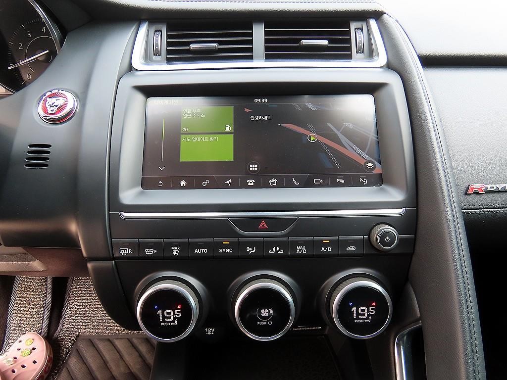 재규어 E-PACE P250 S 이미지 12