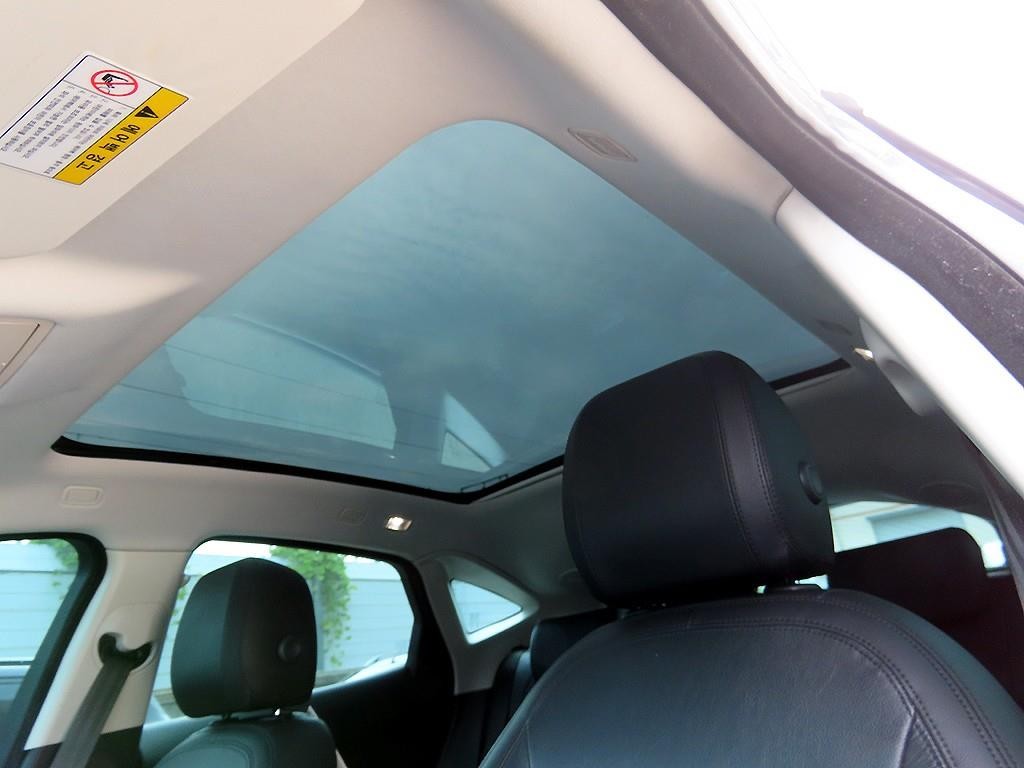 재규어 E-PACE P250 S 이미지 16