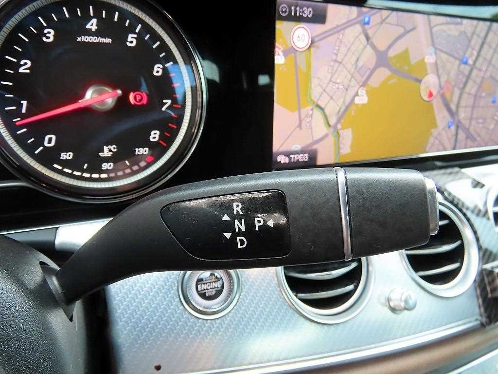 벤츠 E 클래스 E-클래스 W213 E250 아방가르드 이미지 10