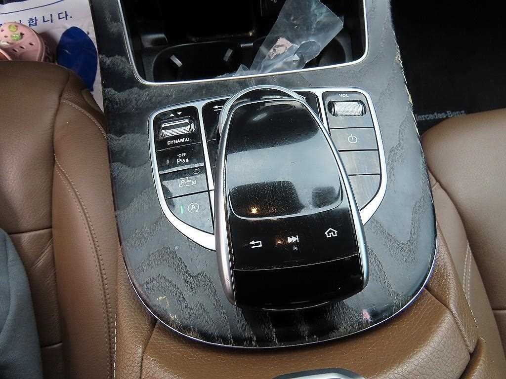 벤츠 E 클래스 E-클래스 W213 E250 아방가르드 이미지 11