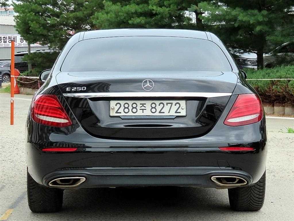 벤츠 E 클래스 E-클래스 W213 E250 아방가르드 이미지 4